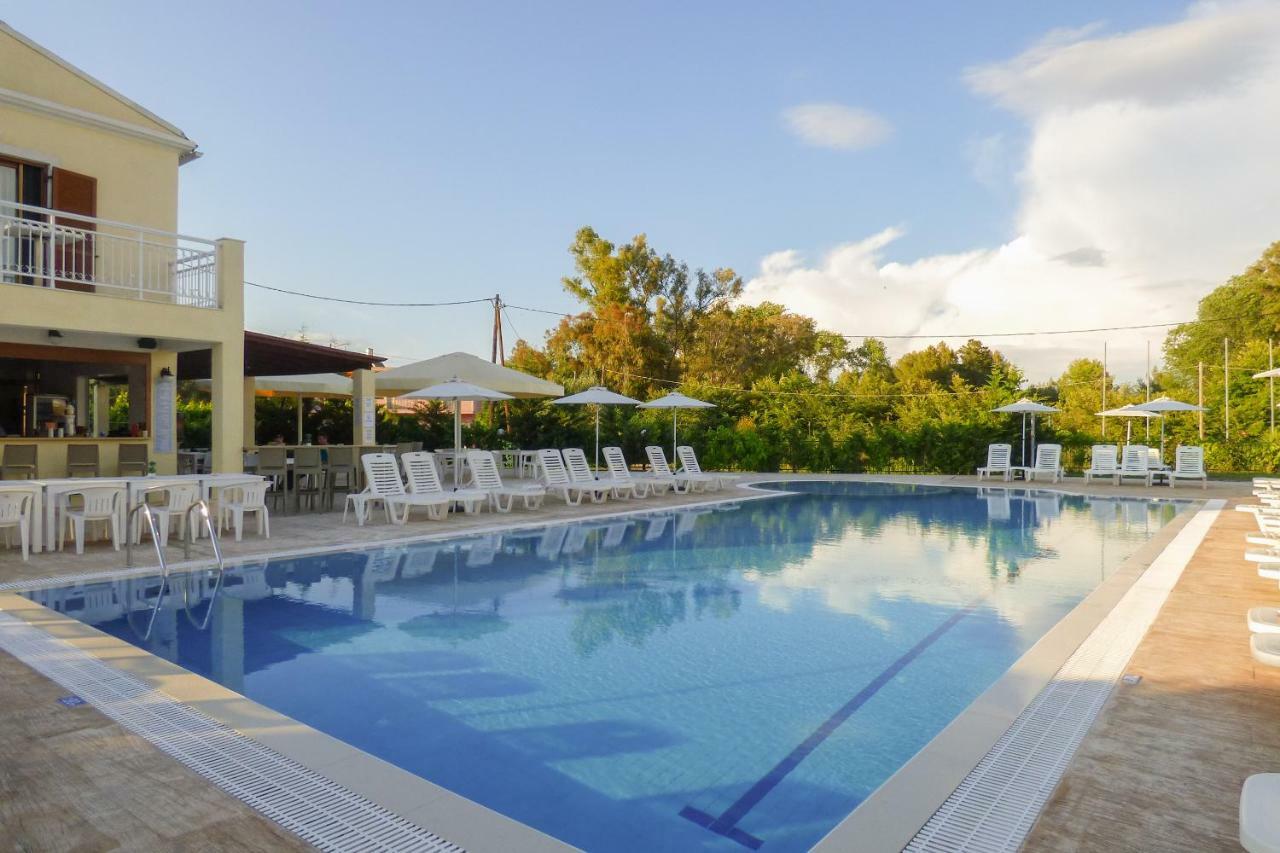 Oliveland Apartments Kavos Exterior photo